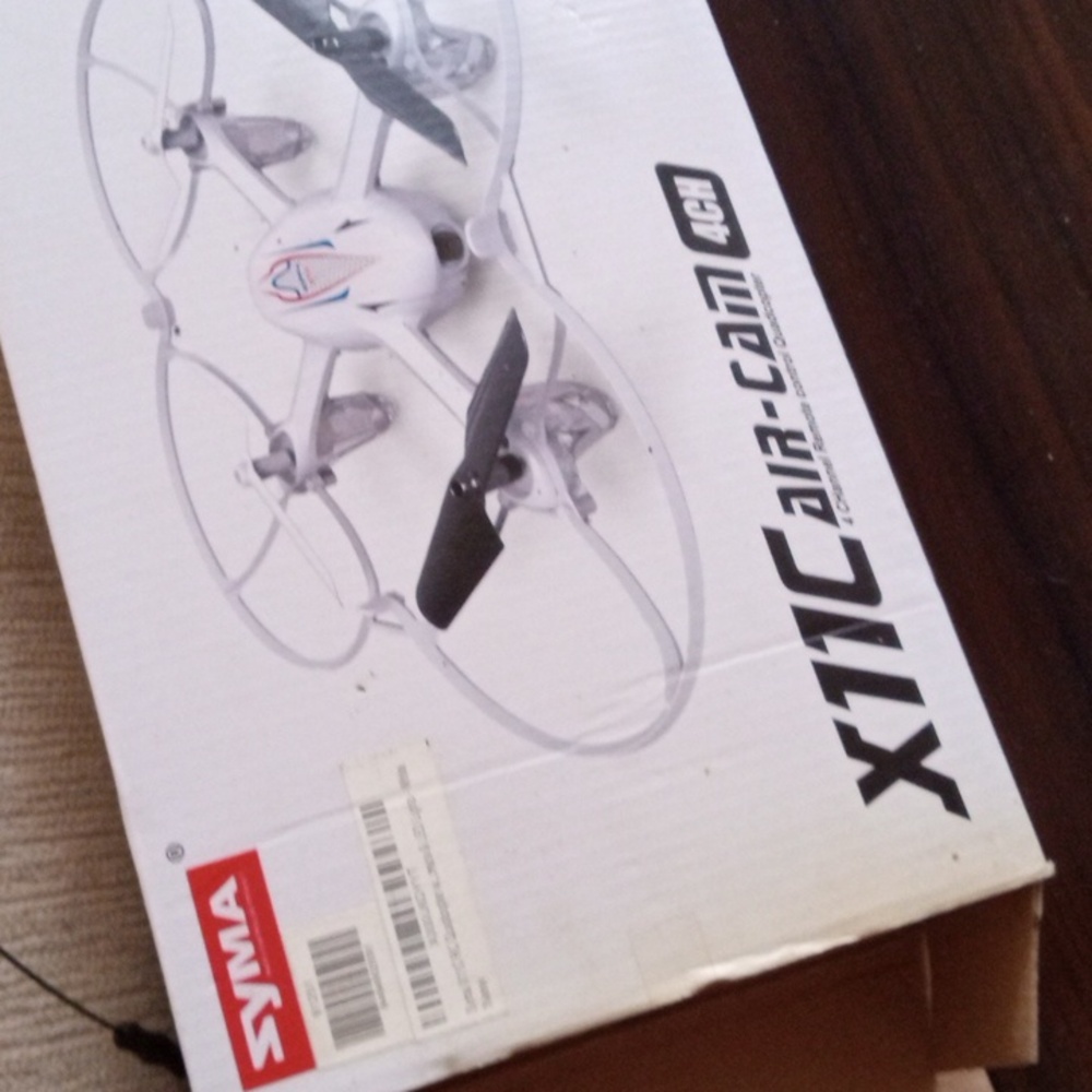 Syma Silver and Black Digital Camera